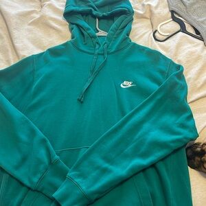 L green Nike hoodie